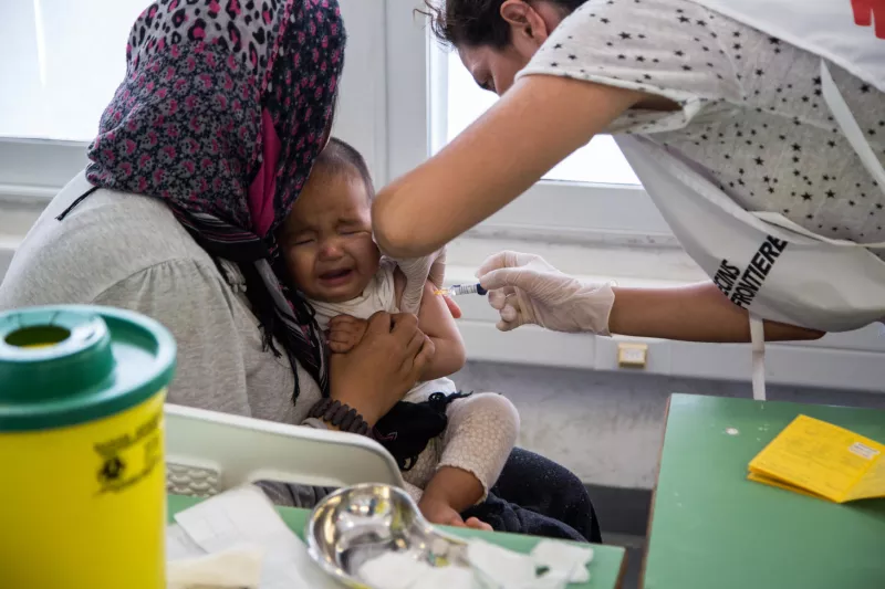 In June 2016, MSF has been conducting vaccination campaigns in several refugee camps and settlements in Greece.